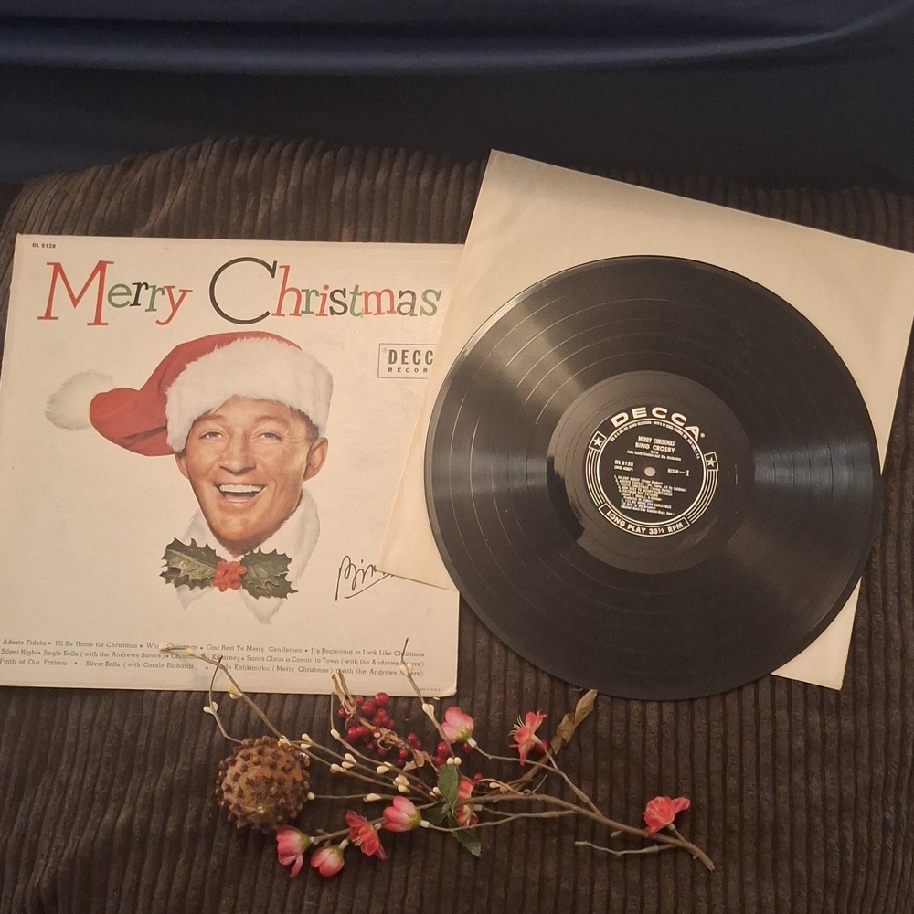 Vintage BING CROSBY 33 1/2 Record In Excellent Playing Condition. See Pictures